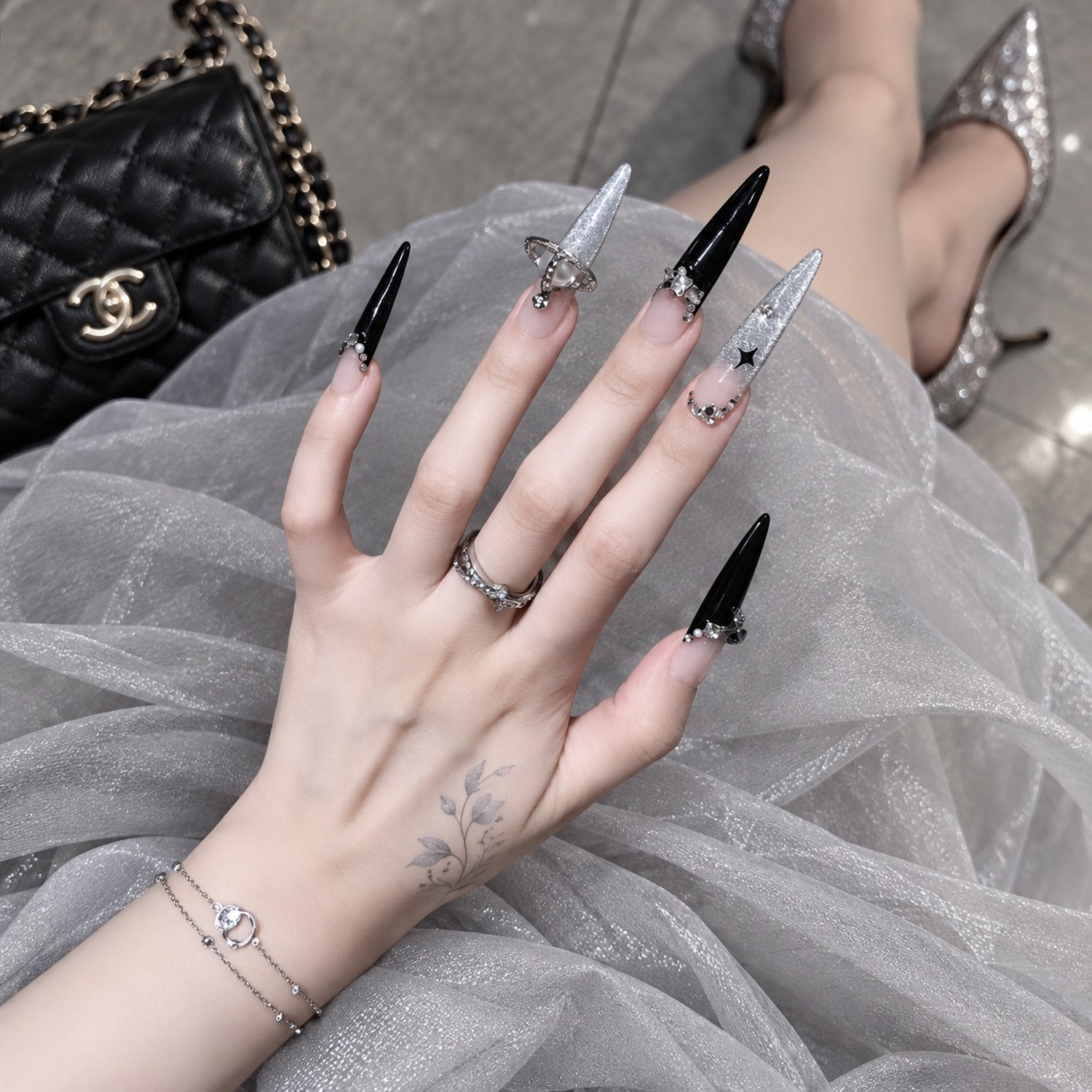Black & Silver Star Rhinestone Long Stiletto Press-On Nails — product view 4