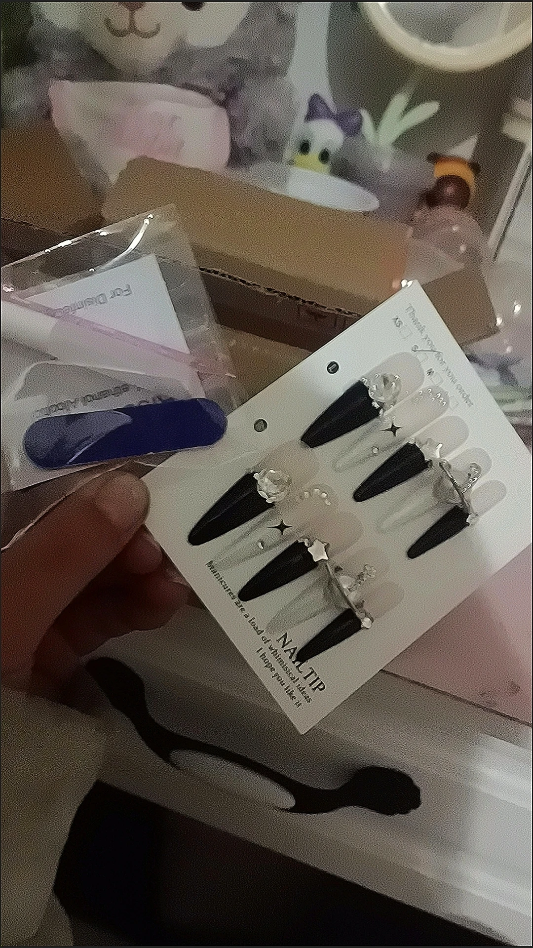 Black & Silver Star Rhinestone Long Stiletto Press-On Nails — customer review photo