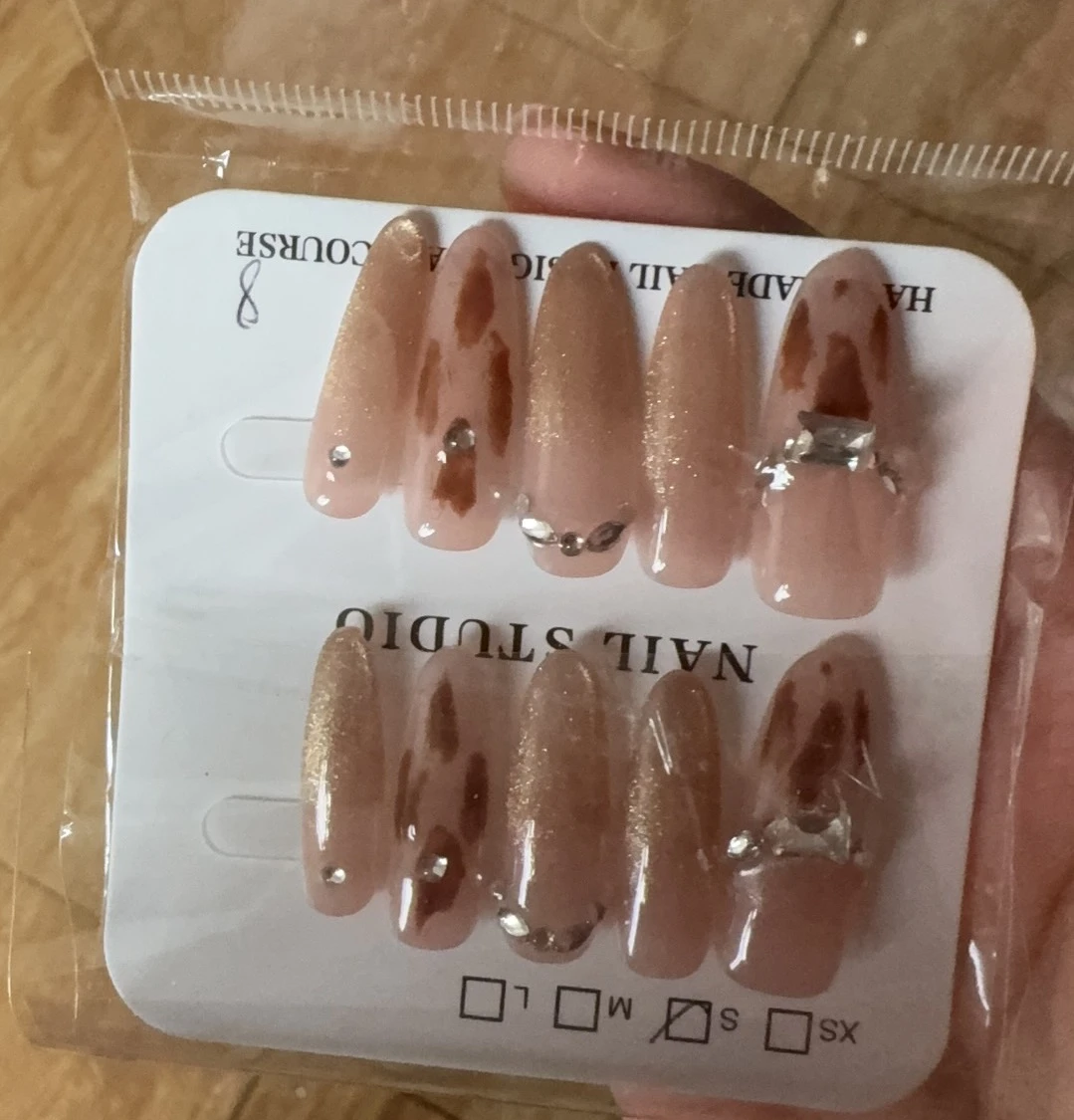 Brown Leopard Print Cat Eye Long Press-On Nails — customer review photo
