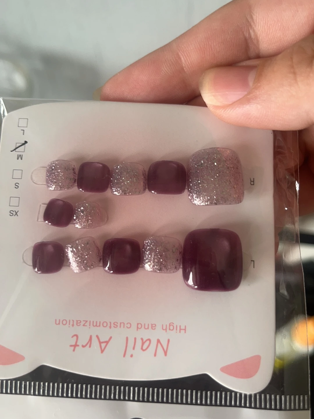 Burgundy Cat Eye Glitter Press-On Toenails — customer review photo