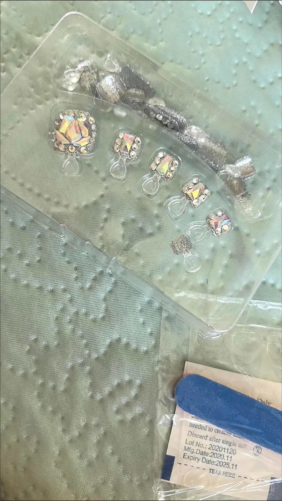 Burgundy Crystal Square Press-On Toenails — customer review photo