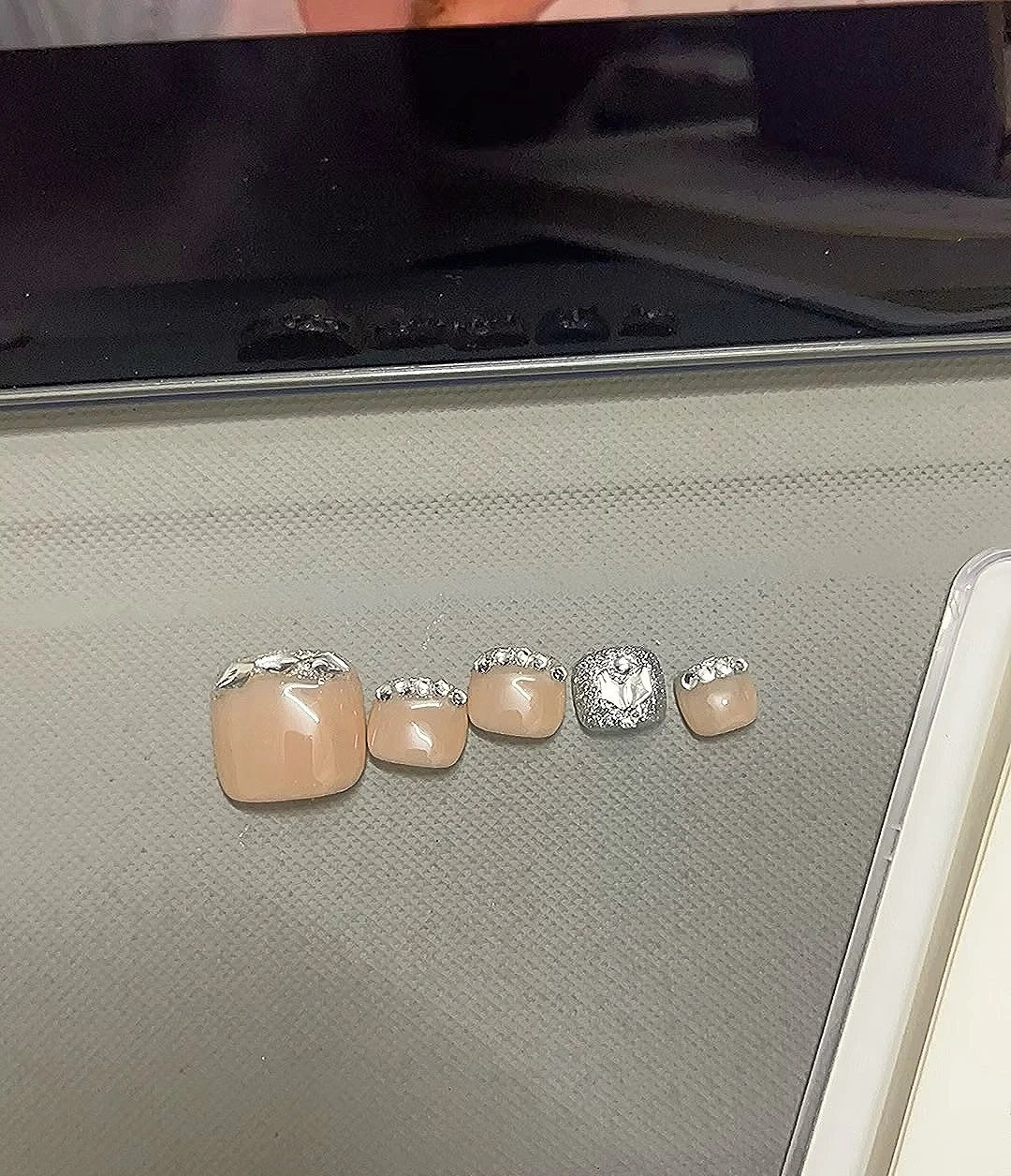 Nude Rhinestone French Tip Press-On Toenails — customer review photo