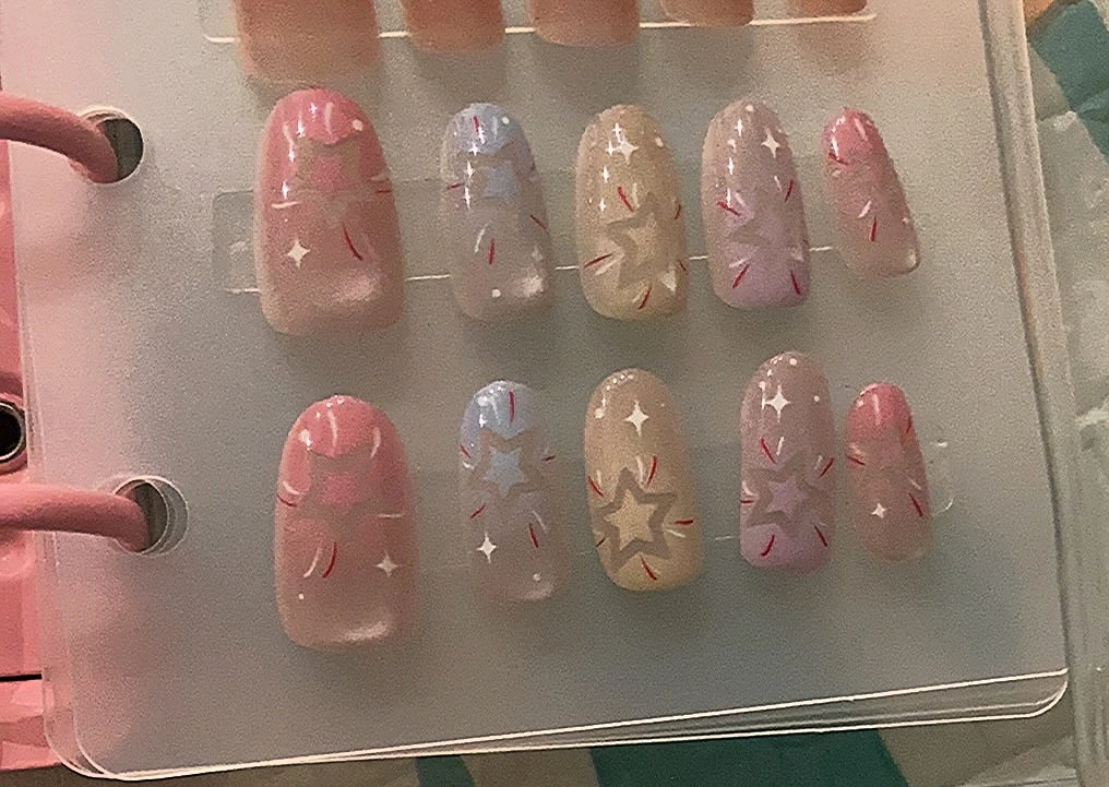 Pastel Star Short Oval Press-On Nails — customer review photo