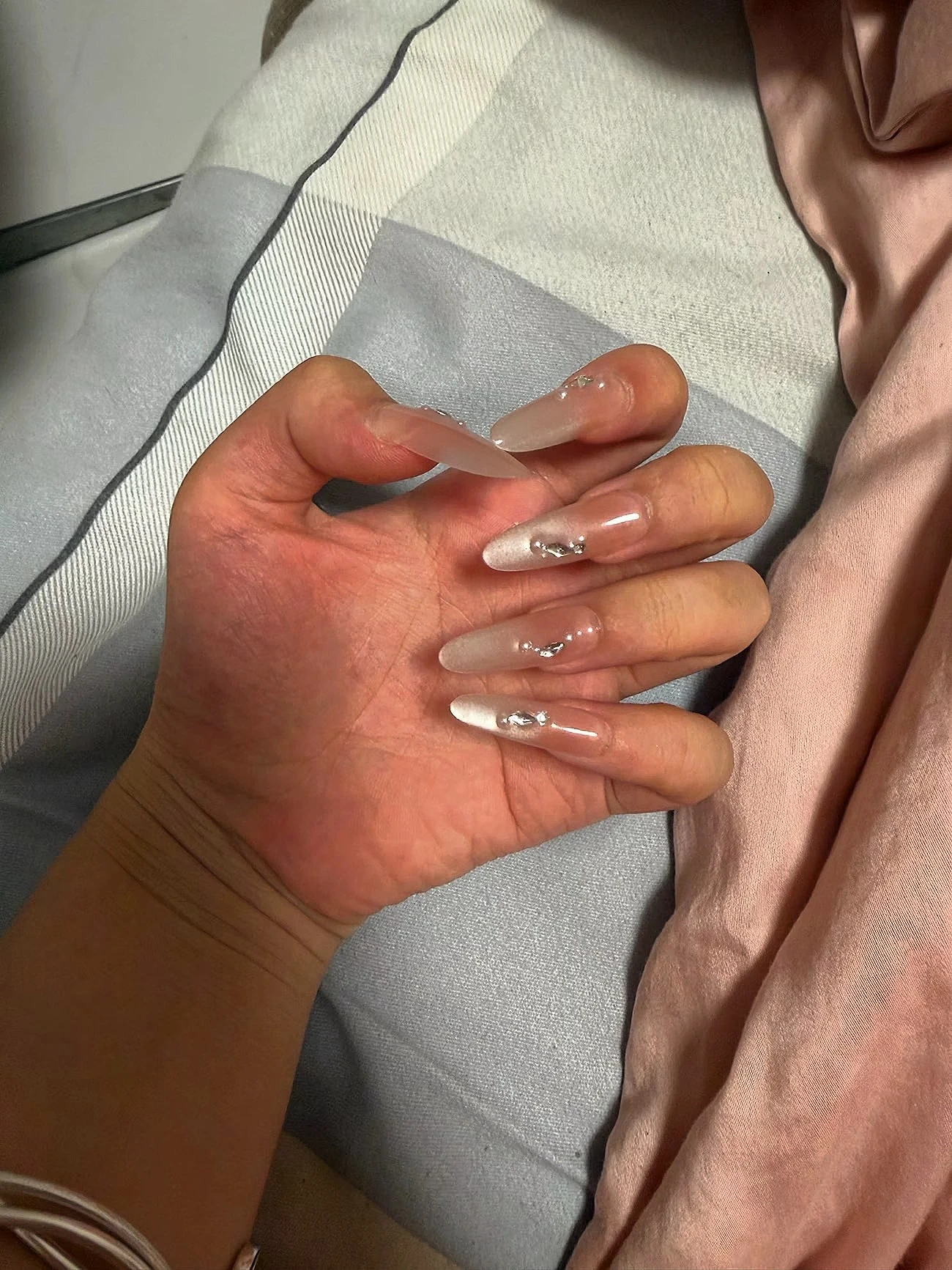 Pink Ombre Long Oval Press-On Nails — customer review photo