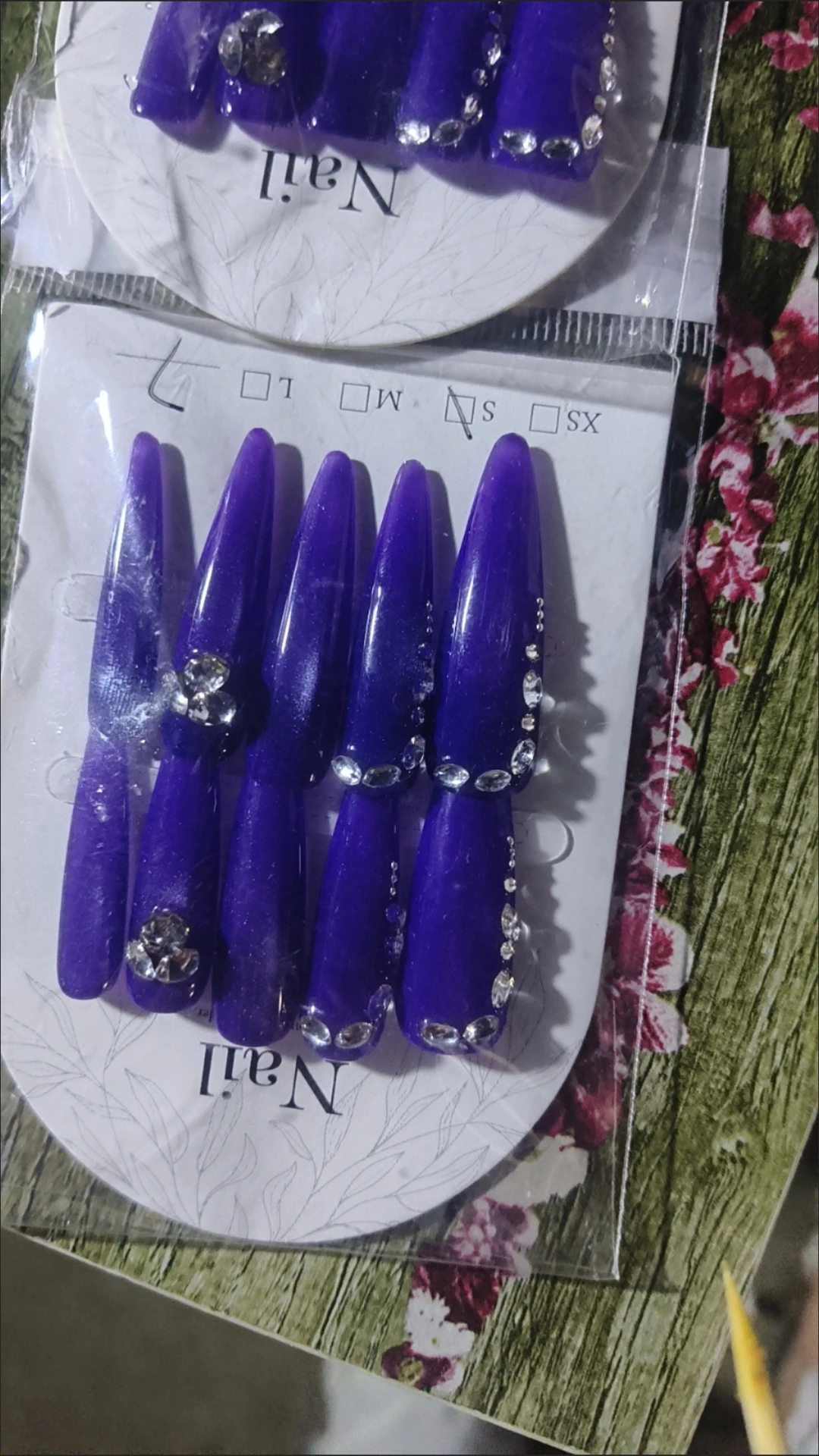 Purple Cat Eye Rhinestone Long Press-On Nails — customer review photo