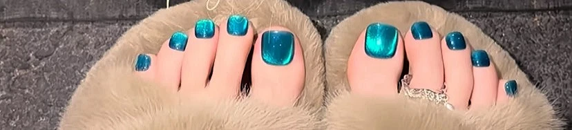 Teal Cat Eye Square Press-On Toenails — customer review photo