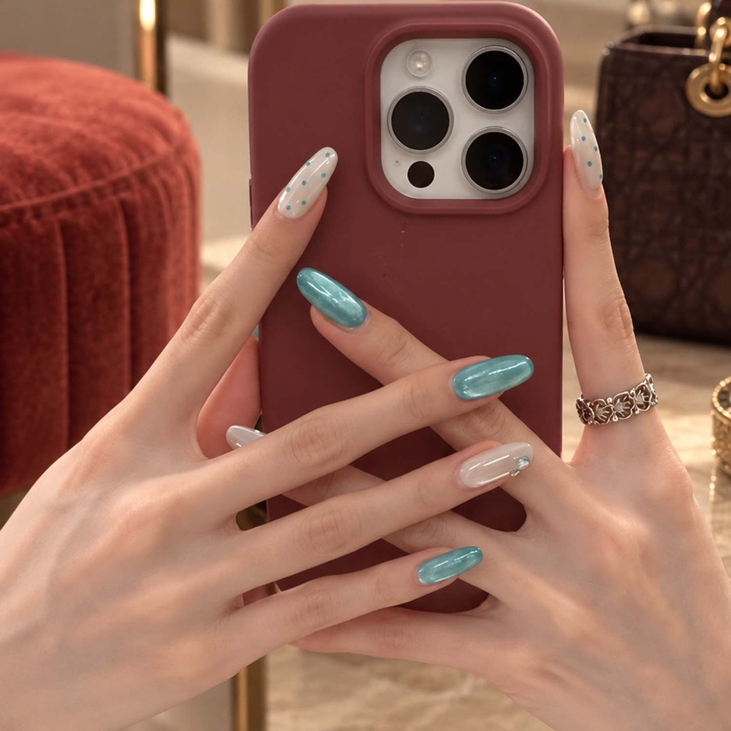 Teal Polka Dot Cat Eye Medium-Length Press-On Nails — product view 2