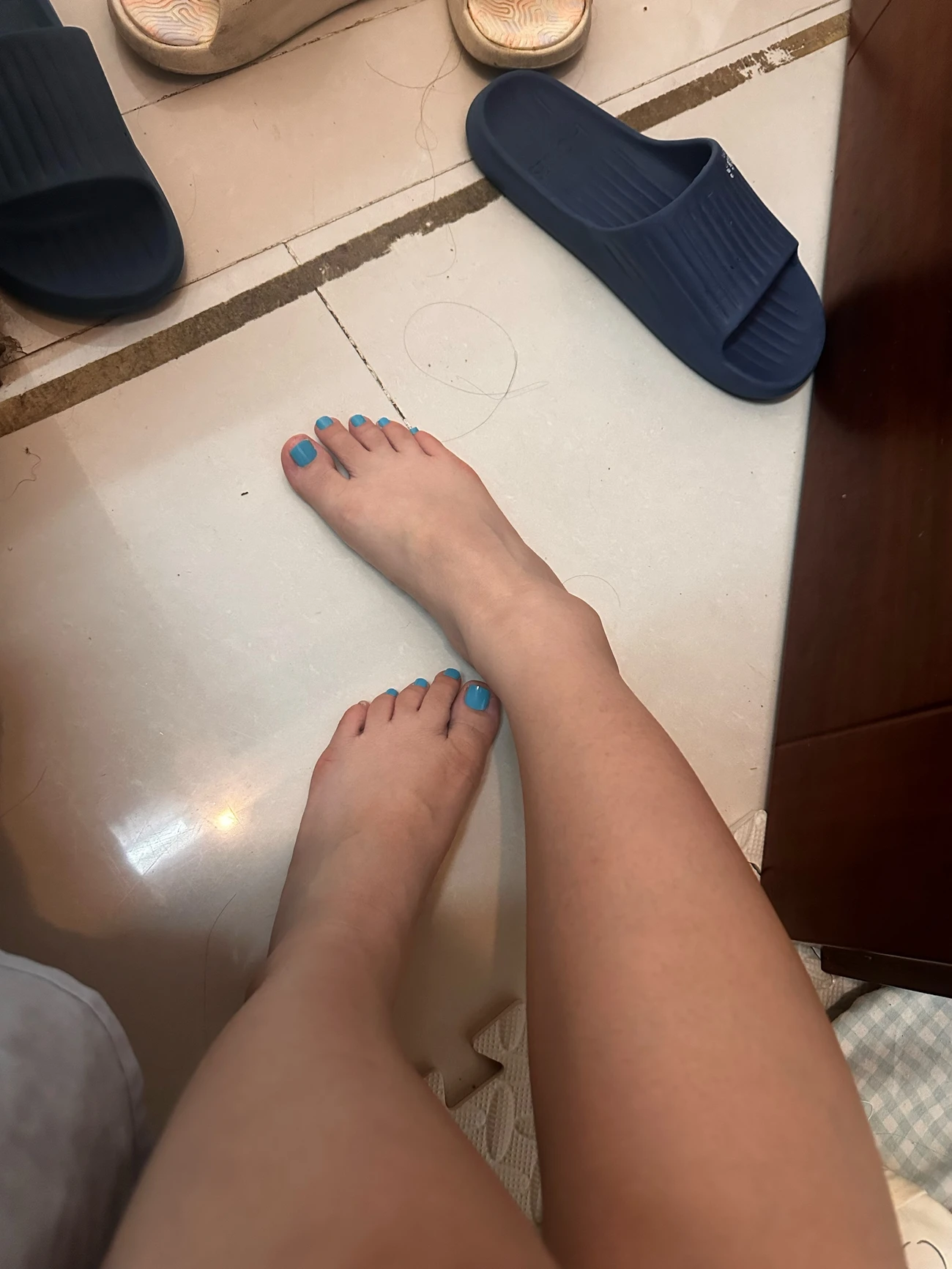 Turquoise Glossy Square Press-On Toenails — customer review photo