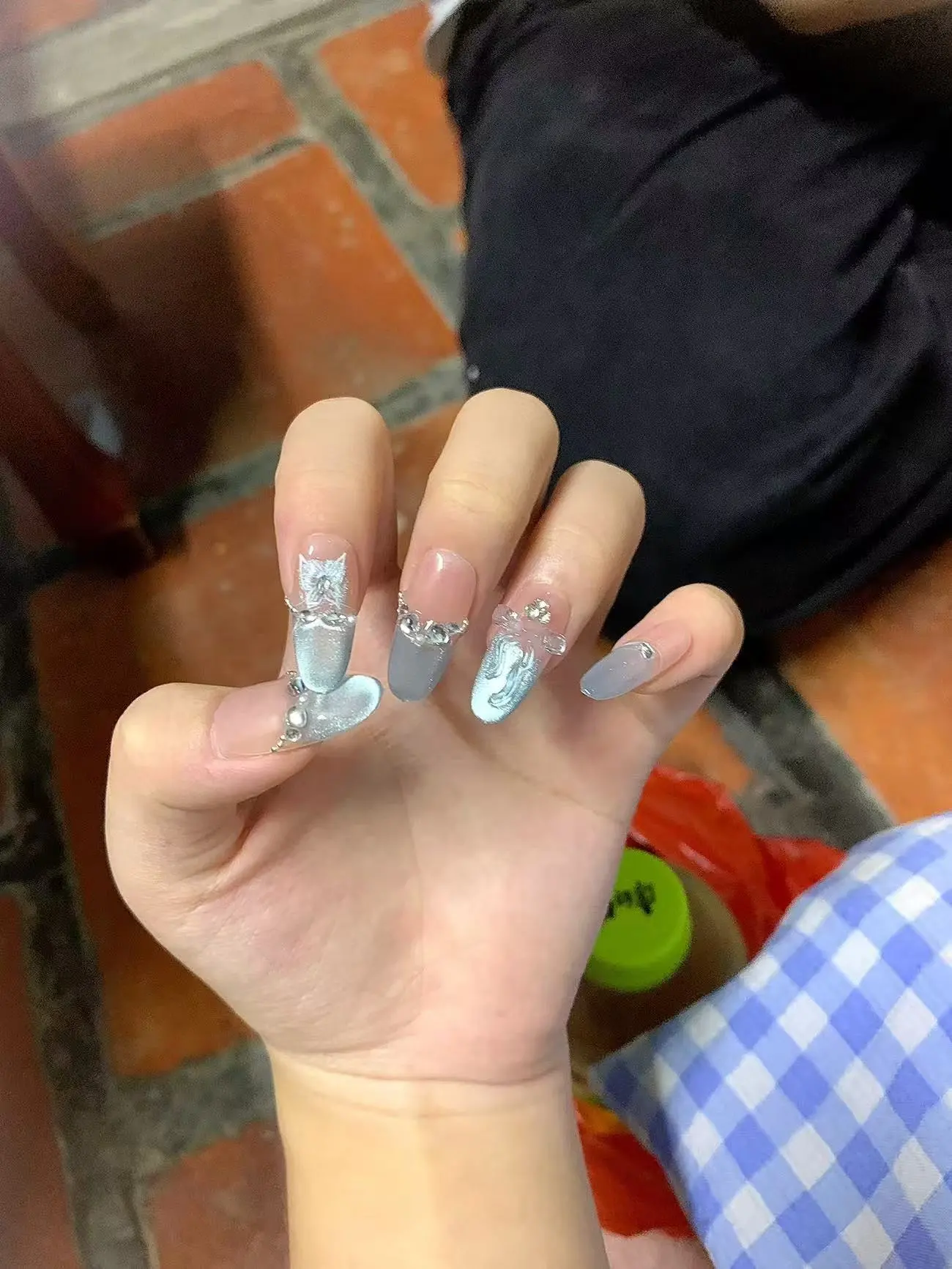 Cat Eye French Tip Bow Press-On Nails — customer review photo