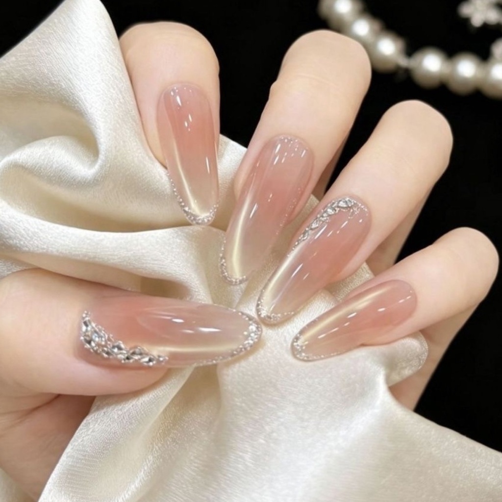Cat Eye Ombre Oval Press-On Nails — product view 3