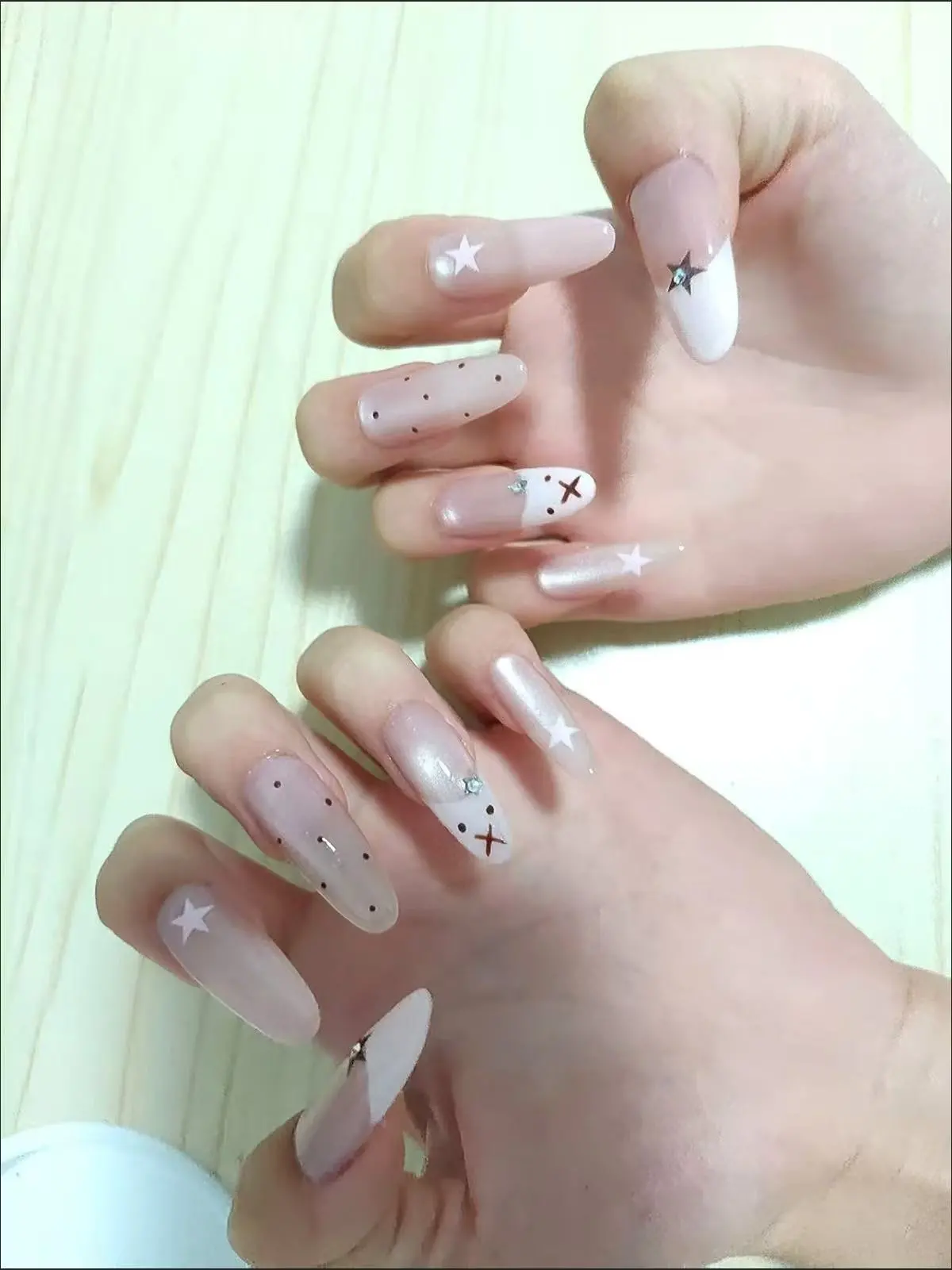 Cat Eye Polka Dot Bunny Press-On Nails — customer review photo