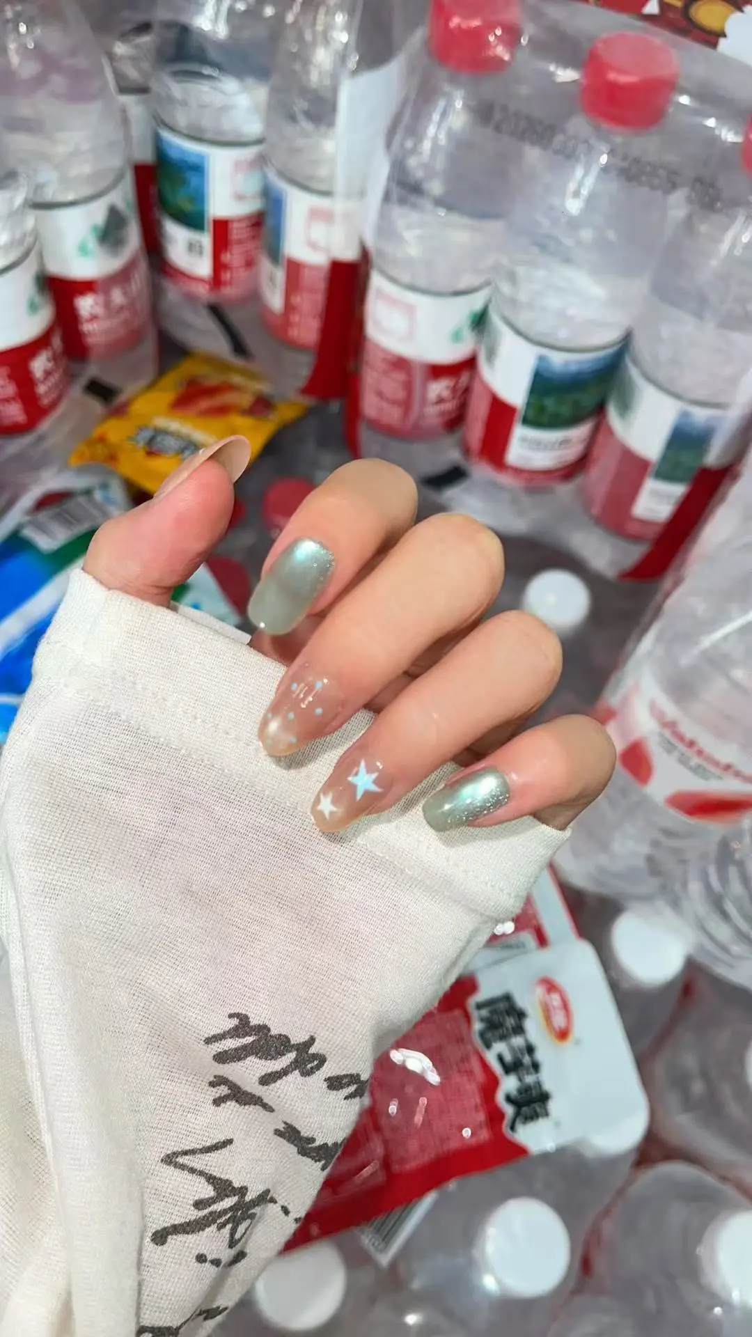 Cat Eye Star Short Press-On Nails — customer review photo