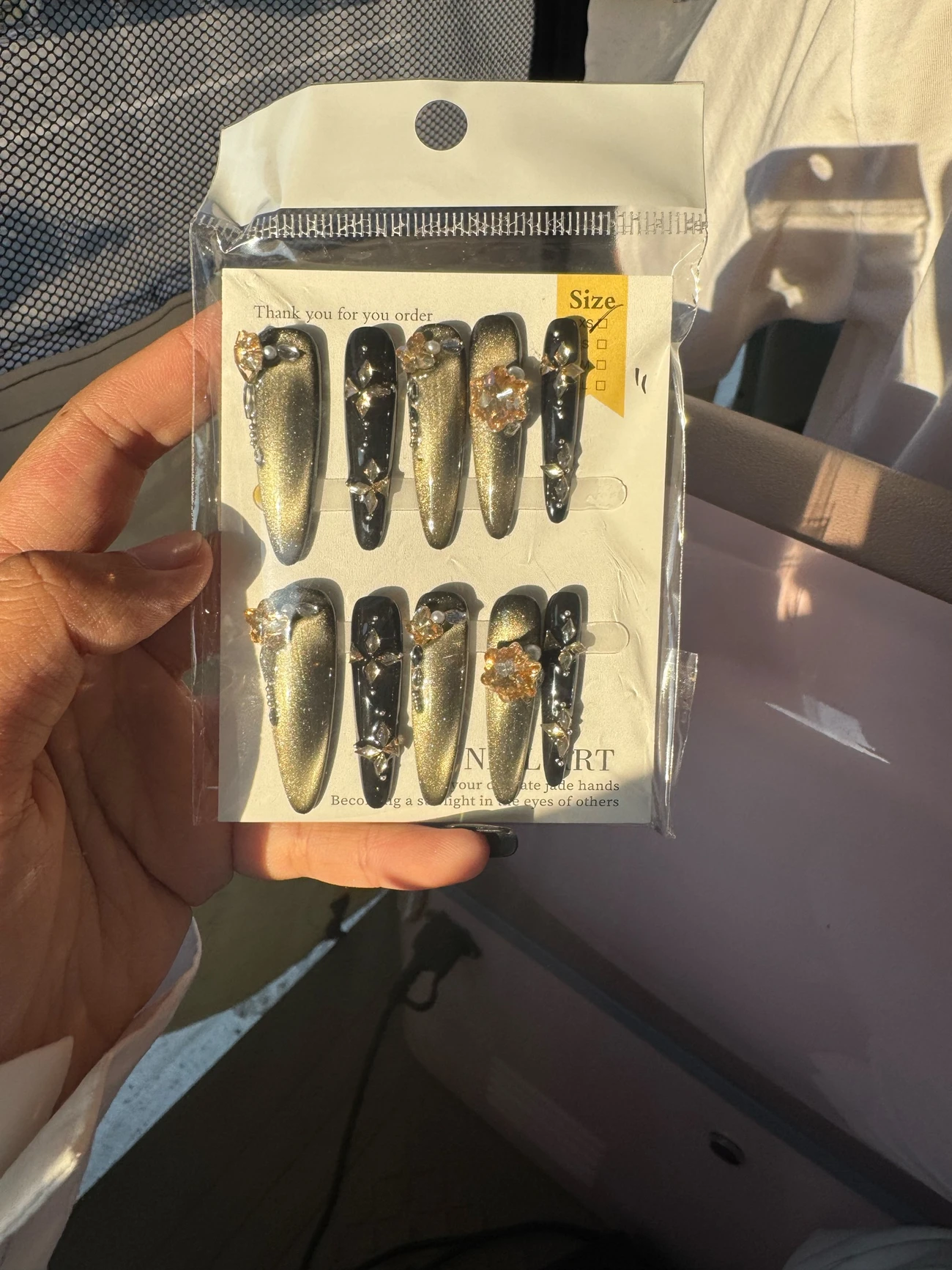 Crystal Cat Eye Black & Gold Press-On Nails — customer review photo