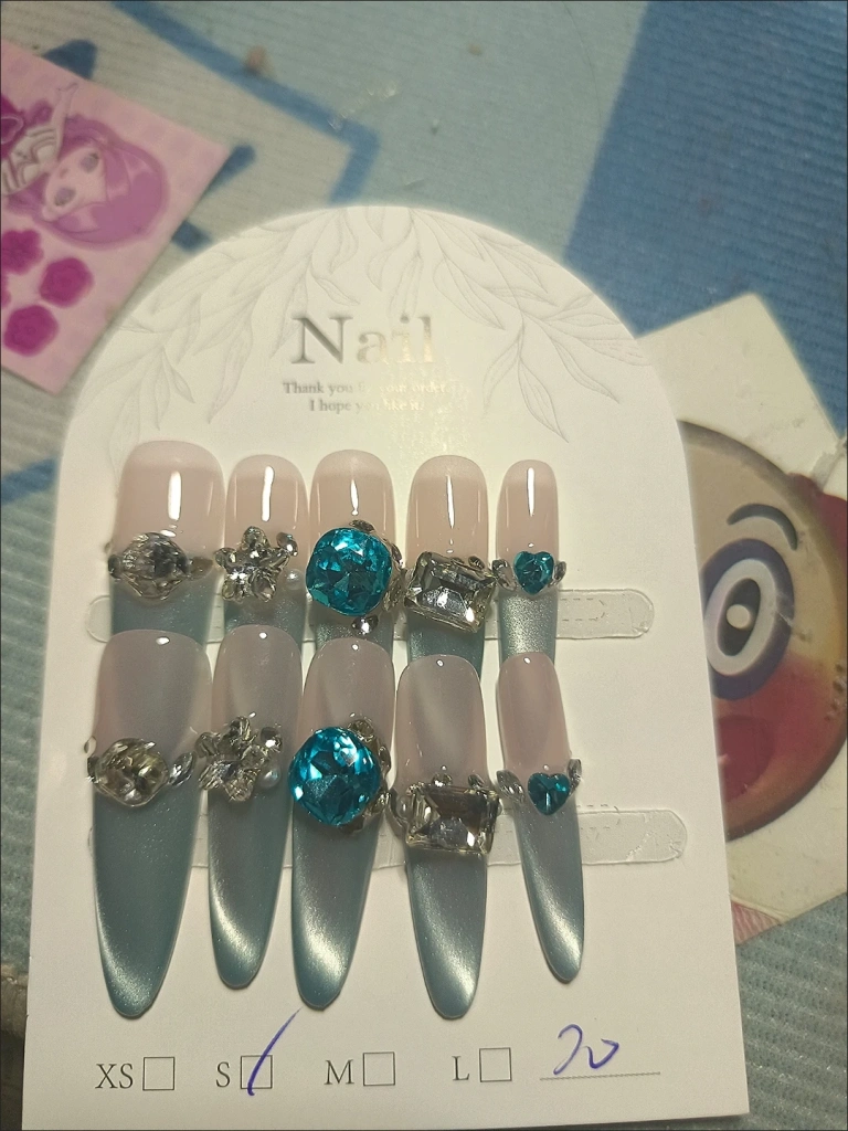 Crystal Cat Eye French Tip Press-On Nails — customer review photo