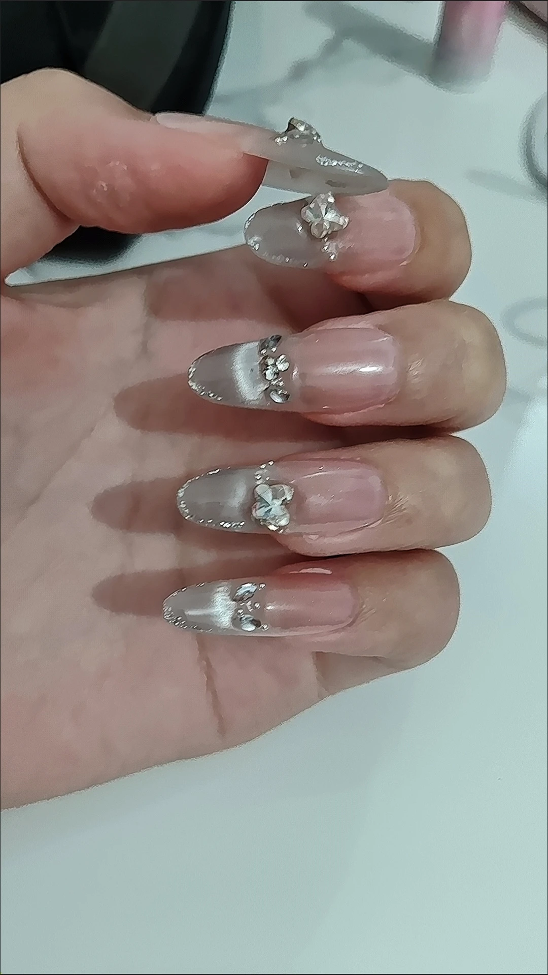 Crystal Cat Eye Pink Press-On Nails — customer review photo