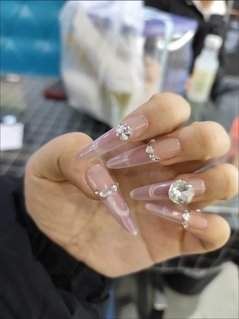 Crystal Cat Eye Purple Press-On Nails — customer review photo