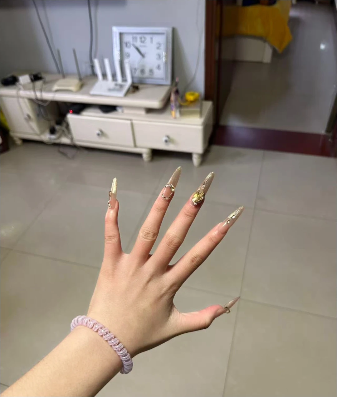 Crystal Cat Eye Stiletto Press-On Nails — customer review photo
