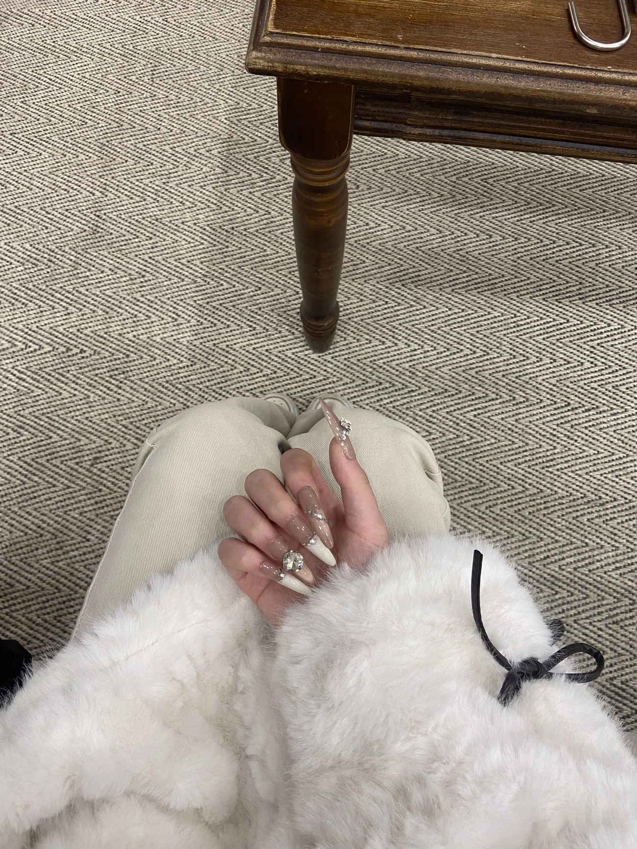 Crystal French Tip Oval Press-On Nails — customer review photo