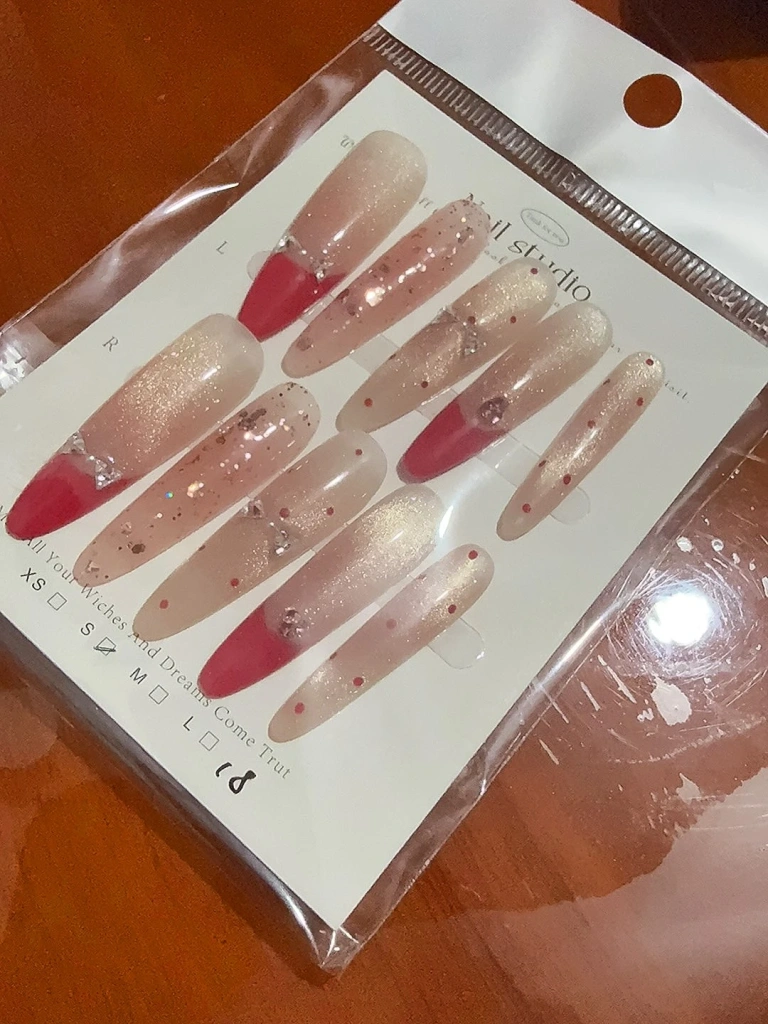 French Tip Bow Long Press-On Nails — customer review photo