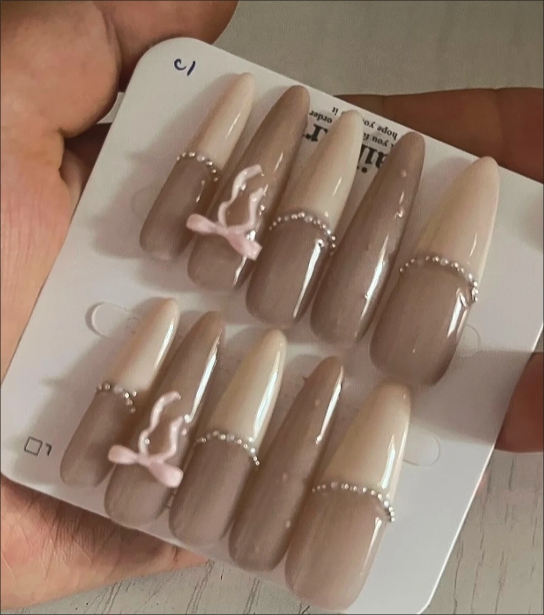 French Tip Chrome Bow Press-On Nails — customer review photo