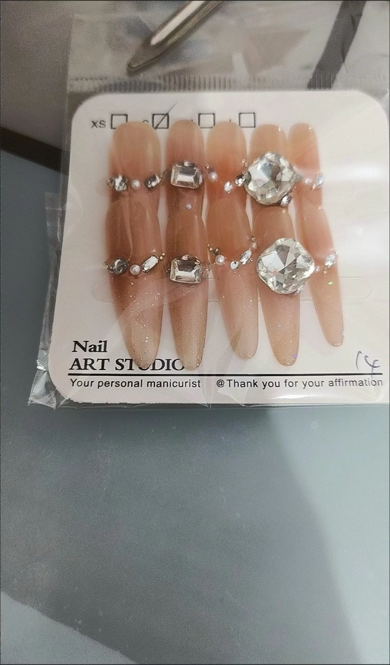 Review photo for Pink Crystal Glitter Long Press-On Nails