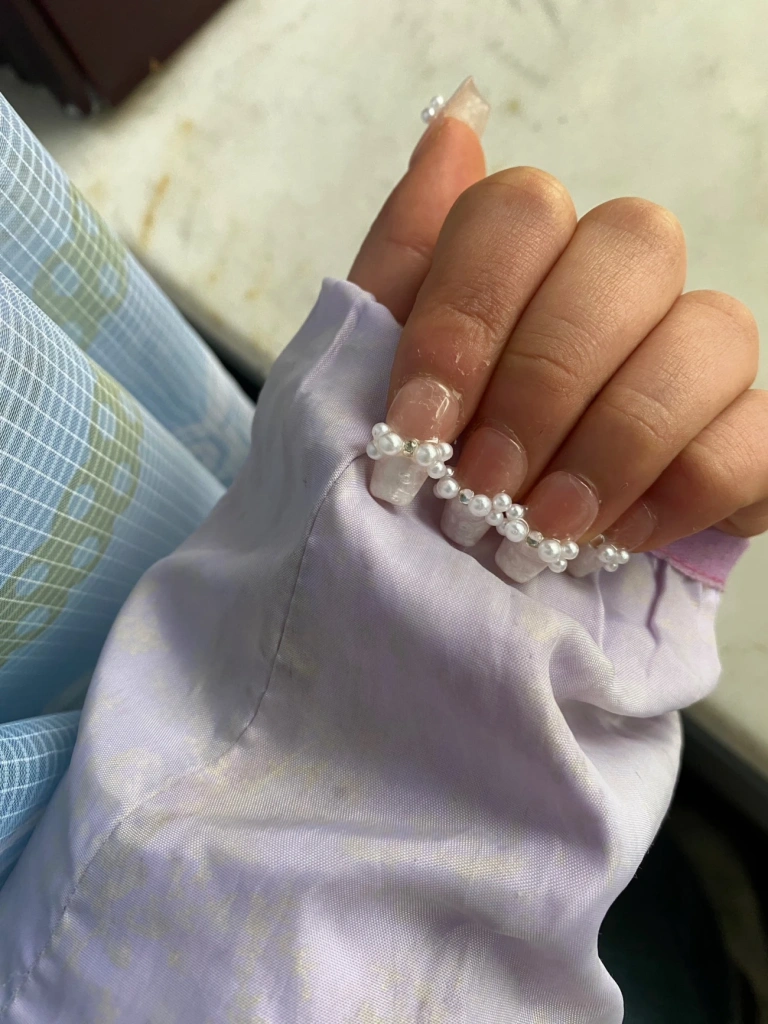 French Tip Pearl 3D Press-On Nails — customer review photo