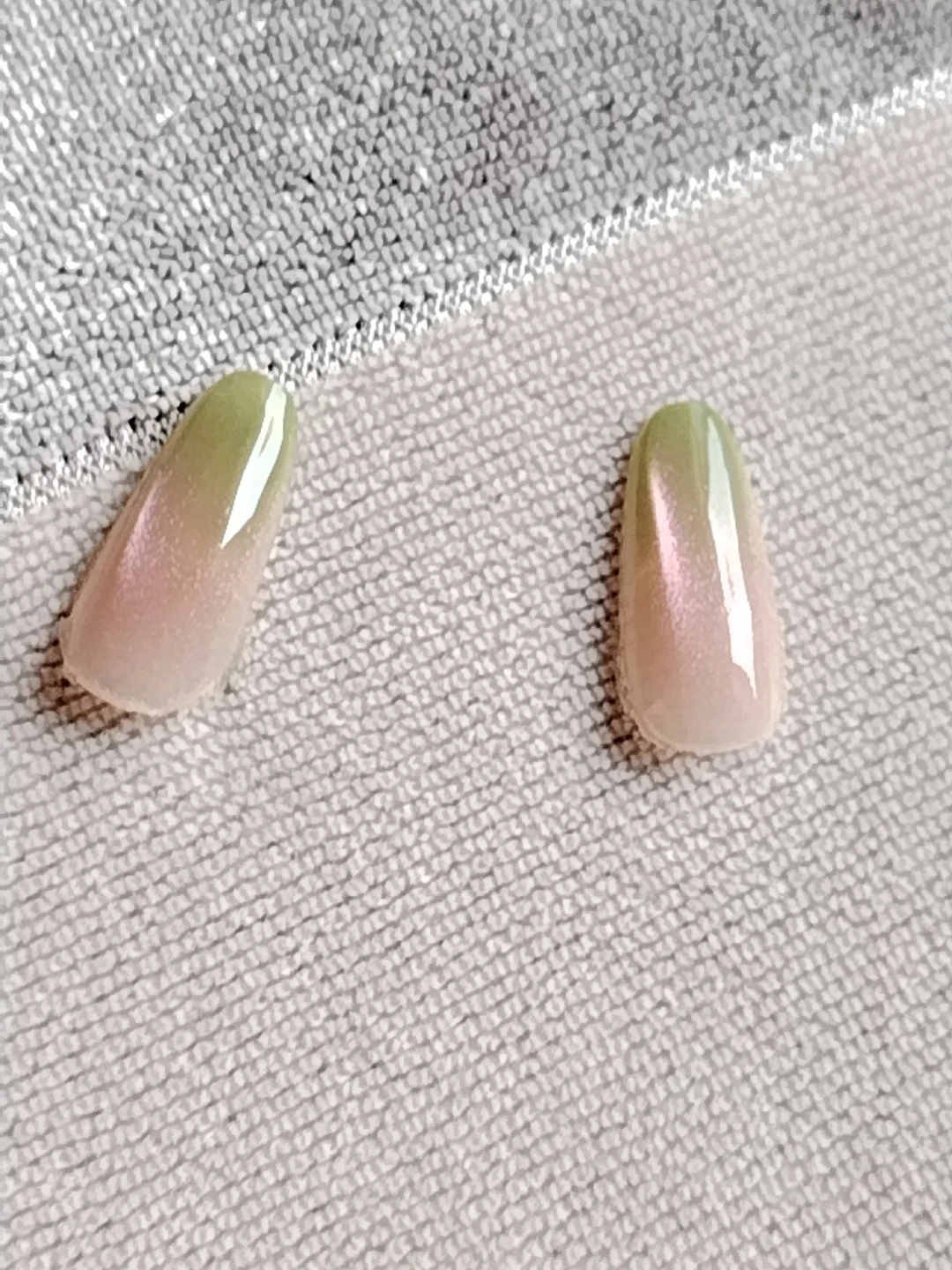 Ombre Jelly Oval Press-On Nails — customer review photo