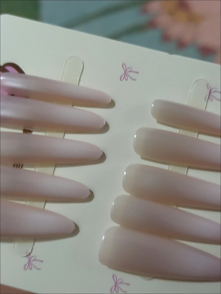 Ombre Long Stiletto Press-On Nails — customer review photo