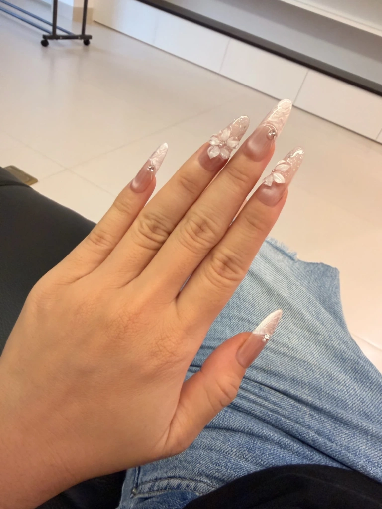 Rhinestone 3D Floral Iridescent Press-On Nails — customer review photo