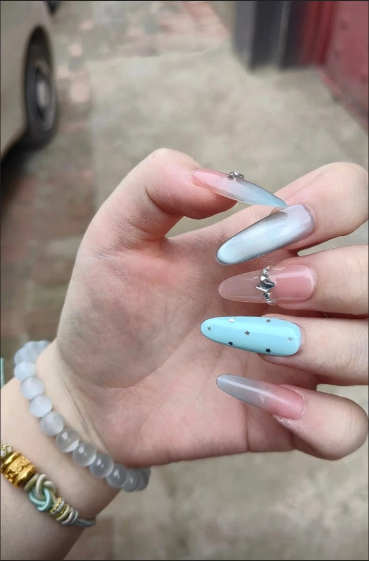 Rhinestone Cat Eye Star Press-On Nails — customer review photo