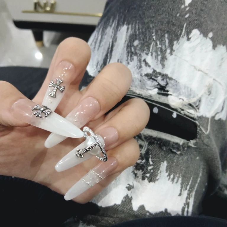 Review photo for Milky White Crystal Ombre Long Stiletto Press-On Nails