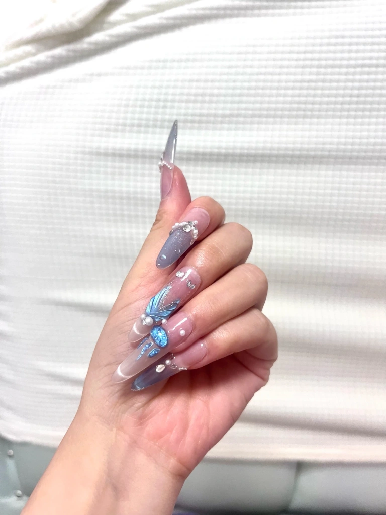 Rhinestone French Tip Iridescent Press-On Nails — customer review photo