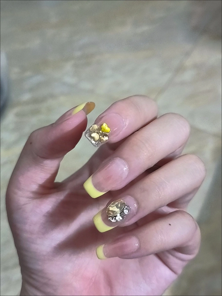 Rhinestone French Tip Medium Press-On Nails — customer review photo