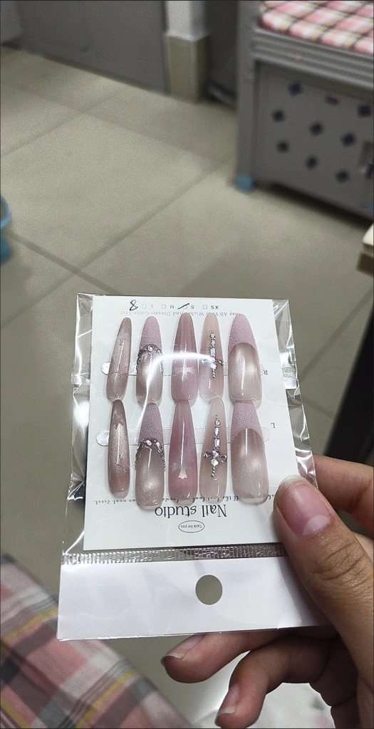Rhinestone French Tip Star Press-On Nails — customer review photo