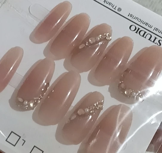 Rhinestone Glitter Short Press-On Nails — customer review photo